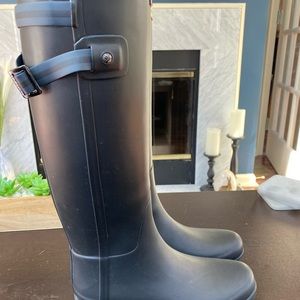 Hunter rain boots- used, matte black. Size: UK 4, US 6, EU 37x